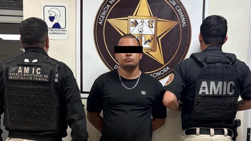 AMIC recupera vehículos robados; hay dos personas detenidas
